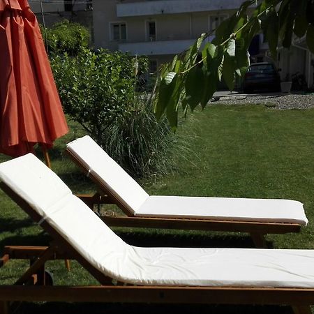 Il Cortile Friendly House Hotell Borgomanero Exteriör bild