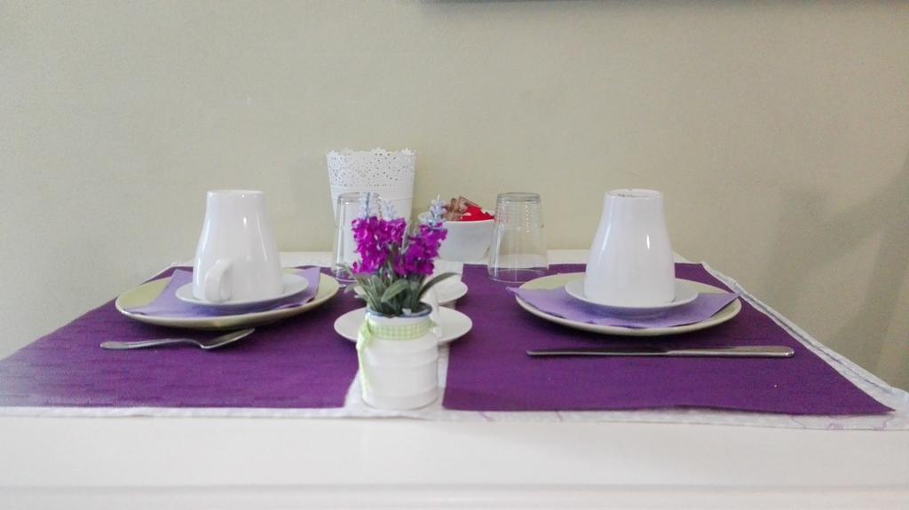Il Cortile Friendly House Hotell Borgomanero Exteriör bild