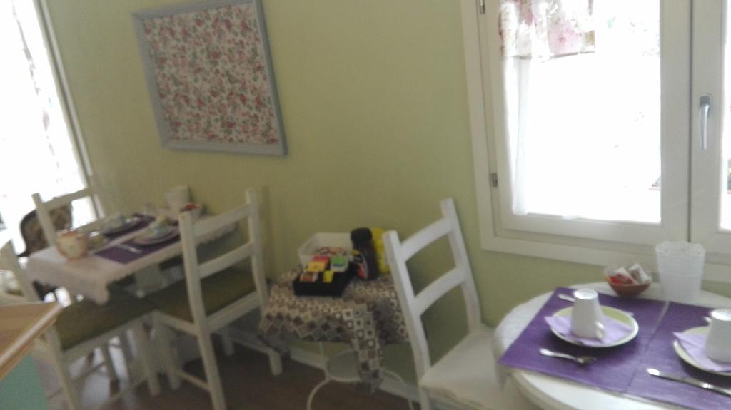 Il Cortile Friendly House Hotell Borgomanero Exteriör bild